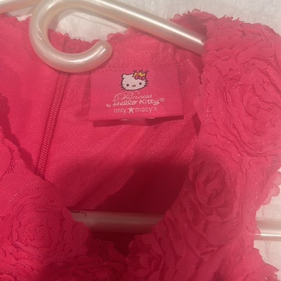 Hello Kitty Dress - Picture 3 of 3